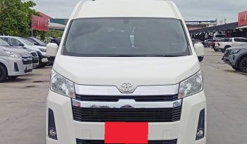 TOYOTA 2019 2WD 2.8 MT COMMUTER WHITE  2457 full