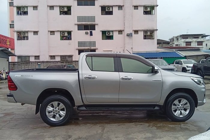 REVO PRE 2018 2.4E AT DOUBLE CAB SILVER  5193 full