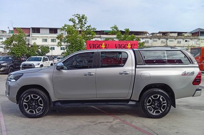REVO 4WD 2021 2.4E MT DOUBLE CAB SILVER  8646 full