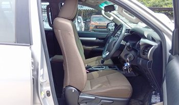 REVO PRE 2017 2.4E AT DOUBLE CAB SILVER  4941 full