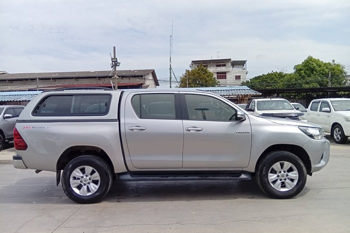 REVO PRE 2017 2.4E AT DOUBLE CAB SILVER  4941 full