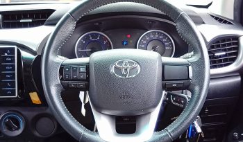 REVO PRE 2017 2.4E AT DOUBLE CAB SILVER  4941 full