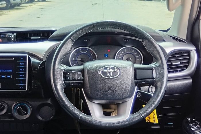 REVO PRE 2019 2.4E AT DOUBLE CAB BLACK  6762 full