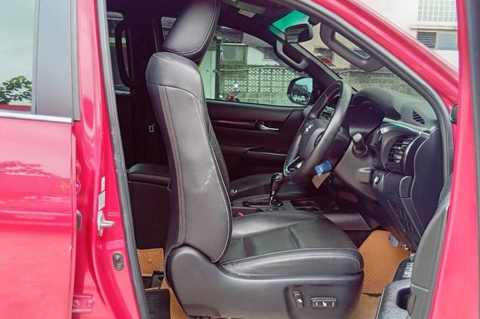 ROCCO 4WD 2019 2.8G AT DOUBLE CAB RED  5053 full