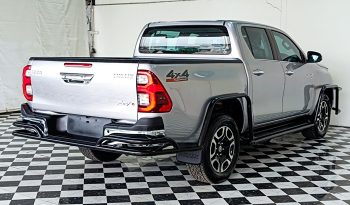 REVO 4WD 2022 2.8G AT DOUBLE CAB SILVER  9913 full