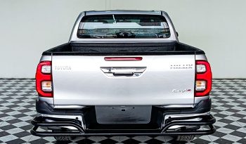 REVO 4WD 2022 2.8G AT DOUBLE CAB SILVER  9913 full
