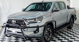 REVO 4WD 2022 2.8G AT DOUBLE CAB SILVER  9913