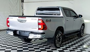 REVO 4WD 2021 2.4E MT DOUBLE CAB SILVER  2094 full