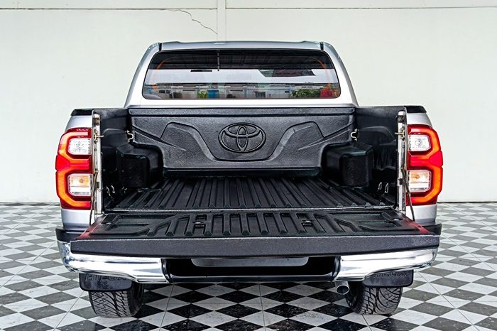 REVO 4WD 2021 2.4E MT DOUBLE CAB SILVER  2094 full