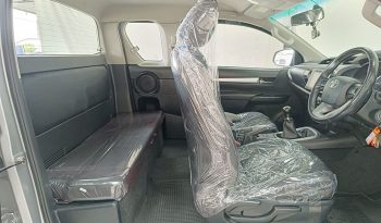 REVO 4WD 2020 2.4E MT SMART CAB SILVER  3700 full