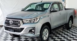 REVO 4WD 2020 2.4E MT SMART CAB SILVER  3700