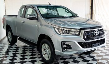 REVO 4WD 2020 2.4E MT SMART CAB SILVER  3700 full