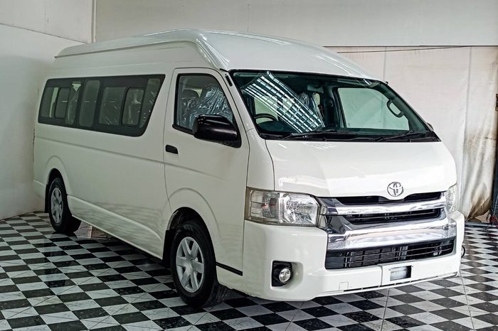 TOYOTA 2WD 2015 3.0 MT COMMUTER WHITE  7091 full