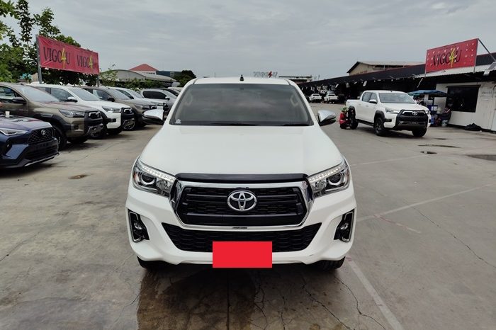 REVO 4WD 2018 2.4E MT DOUBLE CAB WHITE  5222 full