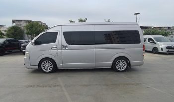 TOYOTA 2WD 2018 3.0 MT COMMUTER SILVER 4095 full