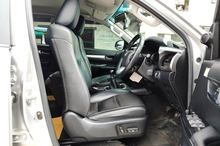 REVO 4WD 2019 2.8G MT DOUBLE CAB SILVER  5939 full