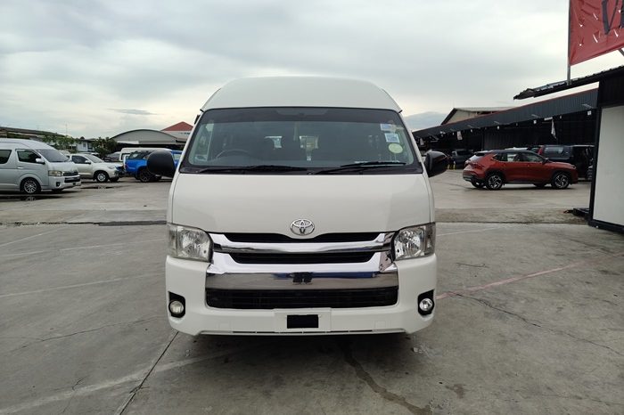 TOYOTA 2WD 2015 3.0 MT COMMUTER WHITE  7092 full