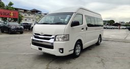 TOYOTA 2WD 2015 3.0 MT COMMUTER WHITE  7092