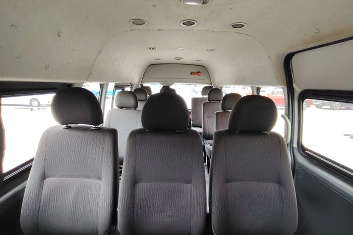 TOYOTA 2WD 2015 3.0 MT COMMUTER WHITE  7092 full