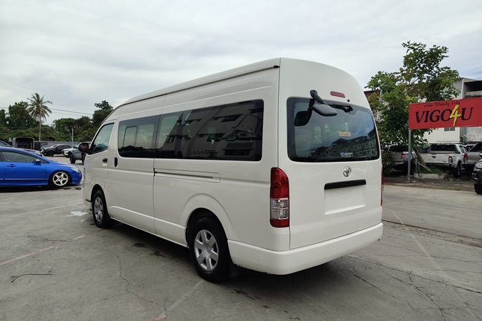 TOYOTA 2WD 2015 3.0 MT COMMUTER WHITE  7092 full