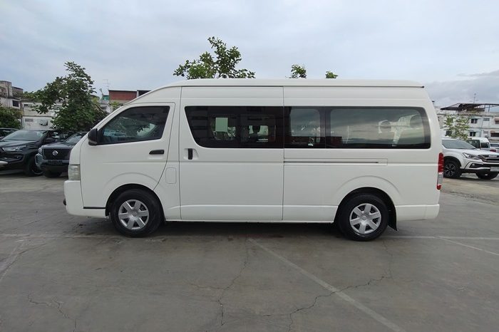 TOYOTA 2WD 2015 3.0 MT COMMUTER WHITE  7091 full