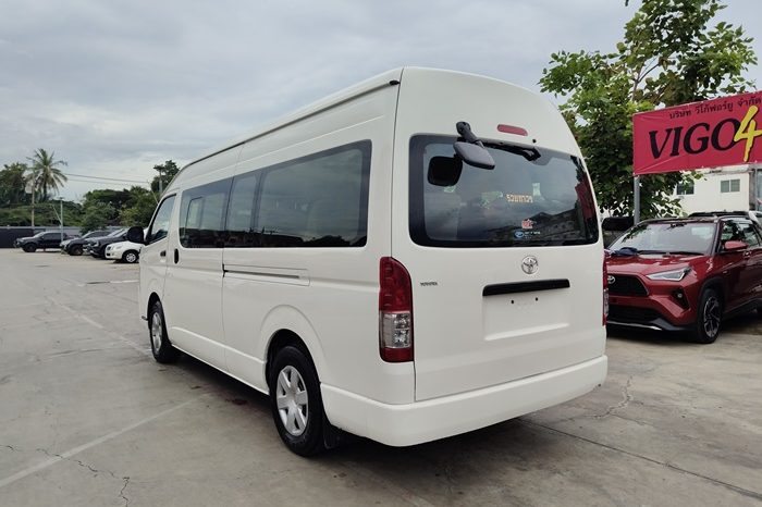 TOYOTA 2WD 2015 3.0 MT COMMUTER WHITE  7091 full