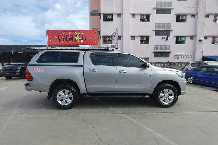 REVO 4WD 2020 2.8G AT DOUBLE CAB SILVER  4037 full