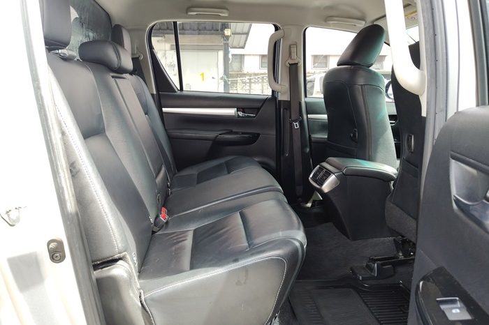 REVO 4WD 2020 2.8G AT DOUBLE CAB SILVER  4037 full