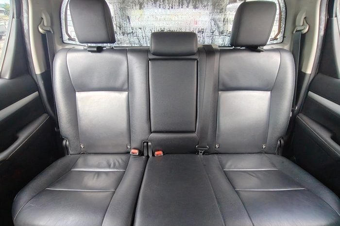 REVO 4WD 2020 2.8G AT DOUBLE CAB SILVER  4037 full