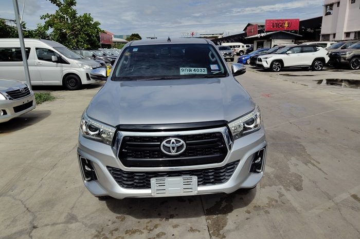 REVO 4WD 2020 2.8G AT DOUBLE CAB SILVER  4032 full