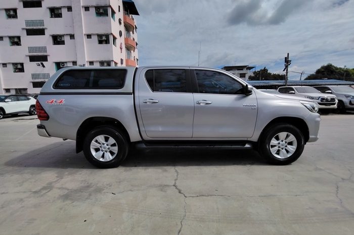 REVO 4WD 2020 2.8G AT DOUBLE CAB SILVER  4032 full
