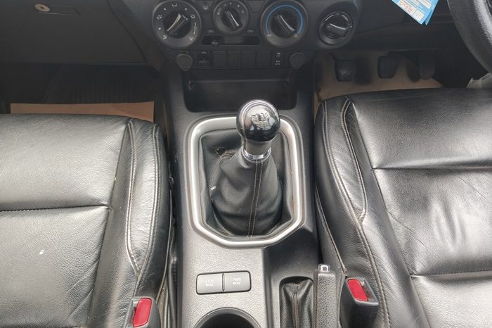 REVO 4WD 2021 2.4E MT DOUBLE CAB SILVER  8644 full