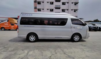 TOYOTA 2WD 2016 3.0 MT COMMUTER SILVER 1410 full