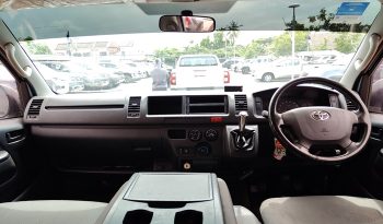 TOYOTA 2WD 2016 3.0 MT COMMUTER SILVER 1410 full