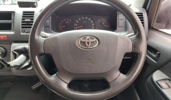 TOYOTA 2WD 2016 3.0 MT COMMUTER SILVER 1410 full