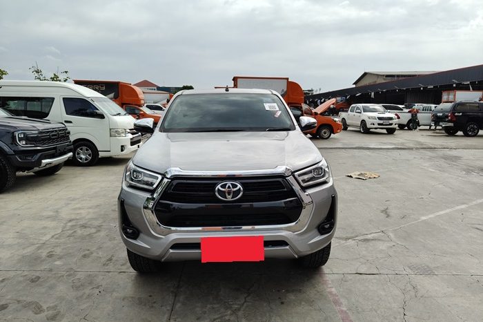 REVO 4WD 2022 2.4E MT DOUBLE CAB SILVER  1650 full
