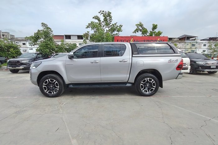 REVO 4WD 2022 2.4E MT DOUBLE CAB SILVER  1650 full