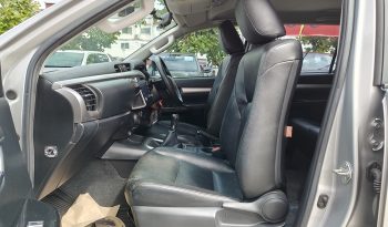 REVO 4WD 2022 2.4E MT DOUBLE CAB SILVER  1650 full