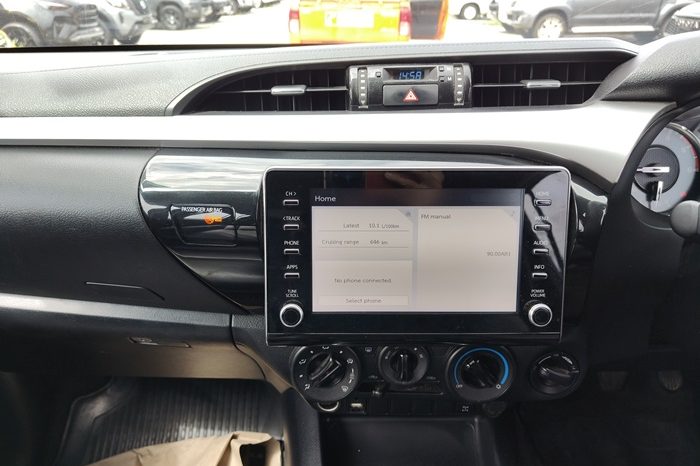 REVO 4WD 2022 2.4E MT DOUBLE CAB SILVER  1650 full