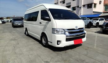 TOYOTA 2WD 2018 3.0 MT COMMUTER WHITE  7097 full