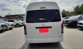 TOYOTA 2WD 2018 3.0 MT COMMUTER WHITE  7097 full