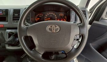 TOYOTA 2WD 2015 3.0 MT COMMUTER WHITE  7092 full