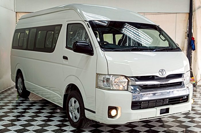 TOYOTA 2WD 2015 3.0 MT COMMUTER WHITE  7092 full