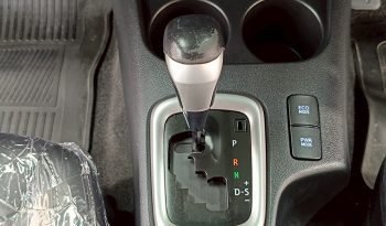 REVO PRE 2018 2.4E AT DOUBLE CAB WHITE  1367 full