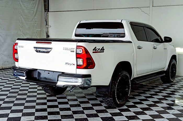 REVO 4WD 2022 2.4E MT DOUBLE CAB WHITE  1981 full