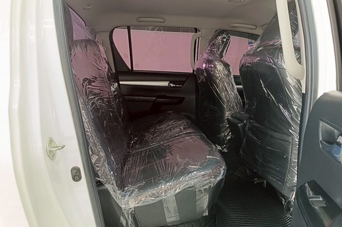 REVO 4WD 2022 2.4E MT DOUBLE CAB WHITE  1981 full
