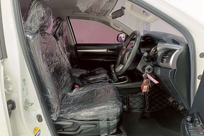 REVO 4WD 2022 2.4E MT DOUBLE CAB WHITE  1981 full