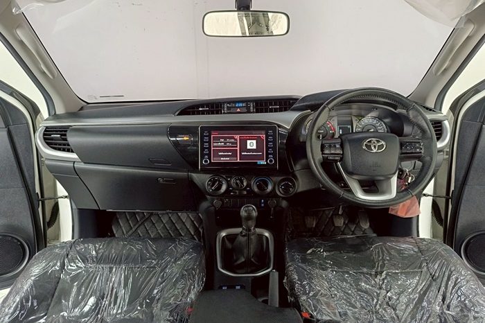 REVO 4WD 2022 2.4E MT DOUBLE CAB WHITE  1981 full