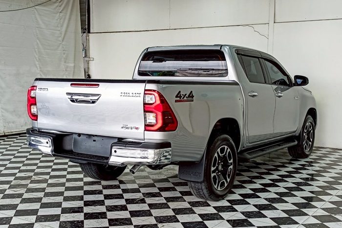 REVO 4WD 2021 2.4E MT DOUBLE CAB SILVER  2083 full