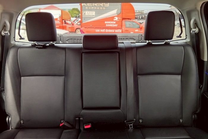 REVO 4WD 2023 2.8G AT DOUBLE CAB BLACK  263 full